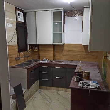 Kitchen in 2.5 BHK Builder Floor at Ashok Nagar – for Rent