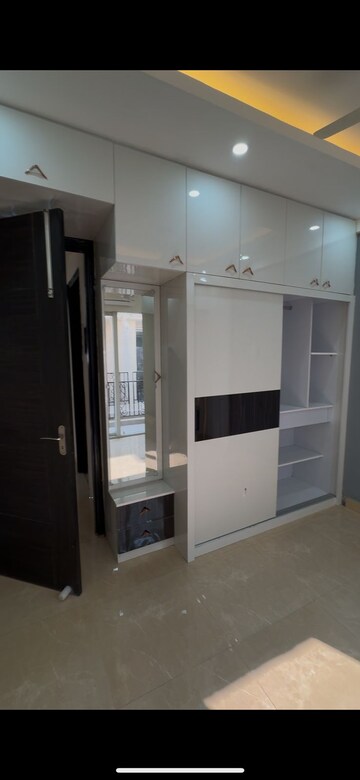 Bedroom in 2.5 BHK Apartment at Signature Global Park, Sohna Sector 36 – for Rent