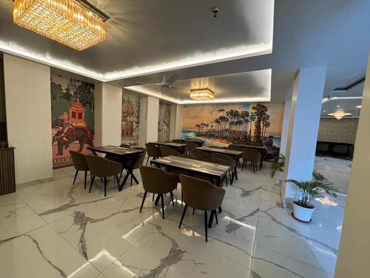 Living Room, rwa-apartments 6+ Bedroom 300 Sq.Yd. Independent House In Sector 31 Noida 8527253