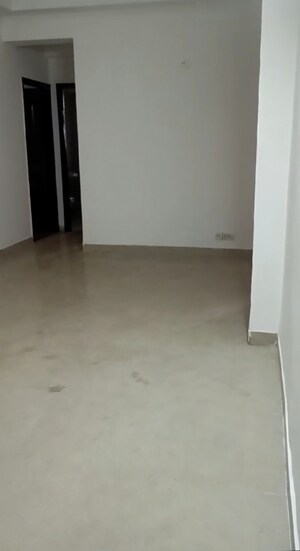 2 BHK Apartment For Sale in Jaipuria Apartment, Dundahera