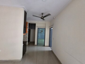 Room in 2 BHK Apartment at Gaur City 2 - 12th Avenue, Sector 16c Greater Noida – for Rent