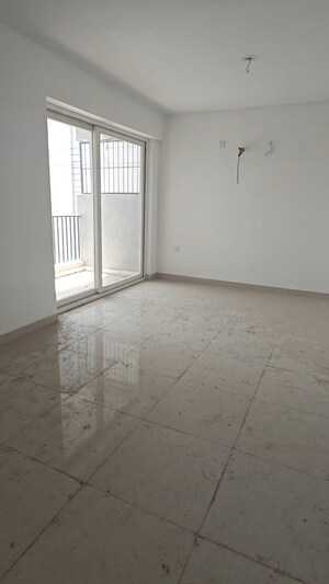 Room in 3 BHK Apartment at Shiv The Ozone Solitaire, Sector 87 – for Sale