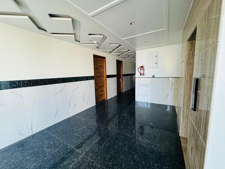 undefined, rwa-apartments 6 Bedroom 250 Sq.Mt. Independent House In Sector 31 Noida 8527350