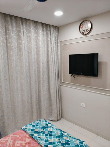 Bedroom in 1 BHK Apartment at Raunak Heights, Ghodbunder Road – for Rent
