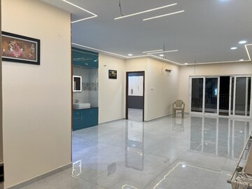 Room in 3 BHK Apartment at Manikonda – for Rent