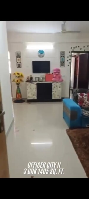 Room in 3 BHK Apartment at Proview Officer City 2, Raj Nagar Extension – for Sale
