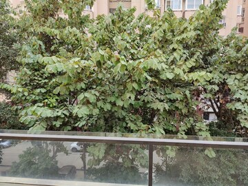 Balcony in 3 BHK Builder Floor at Ansal Sushant Lok I, Sector 43 – for Rent