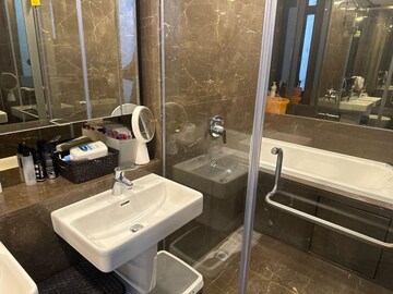 Bathroom in 4 BHK Apartment at Lodha Marquise, Worli – for Sale