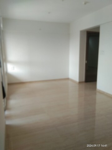 Room in 2 BHK Apartment at VTP Belair E And F Building, Mahalunge – for Rent