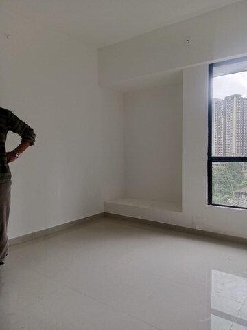Room in 2 BHK Apartment at Wadhwa Wise City, Old Panvel – for Rent