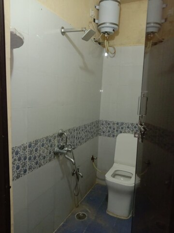 Attached Bathroom in 1 BHK Apartment at Banjara Hills – for Rent