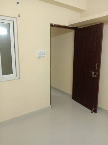 Room in 1 BHK Apartment at Banjara Hills – for Rent