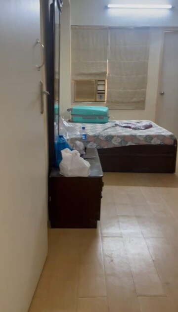 2 BHK Apartment For Rent in Poornima Apartments Tardeo, Tardeo