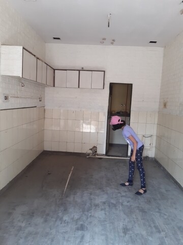  3 BHK Apartment at Naupada – for Rent