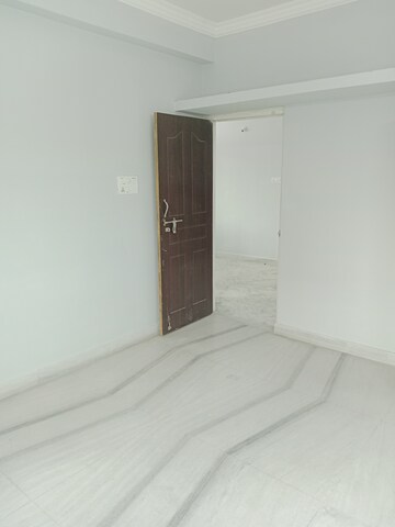 Room in 3 BHK Apartment at Banjara Hills – for Rent
