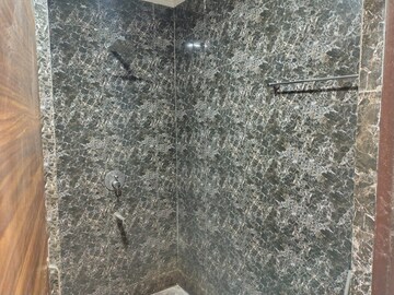 Attached Bathroom in 3 BHK Builder Floor at Saket – for Rent