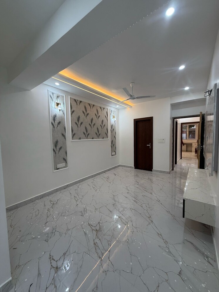 Room, today-princeton-floors 3 Bedroom 1300 Sq.Ft. Builder Floor In Sector 51 Gurgaon 8528125
