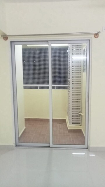 Room in 2 BHK Apartment at Hara Vijaya Heights, Kanakapura Road – for Rent