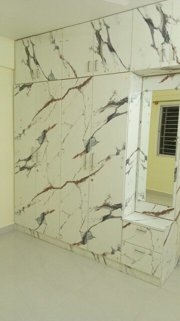 Room in 2 BHK Apartment at Hara Vijaya Heights, Kanakapura Road – for Rent