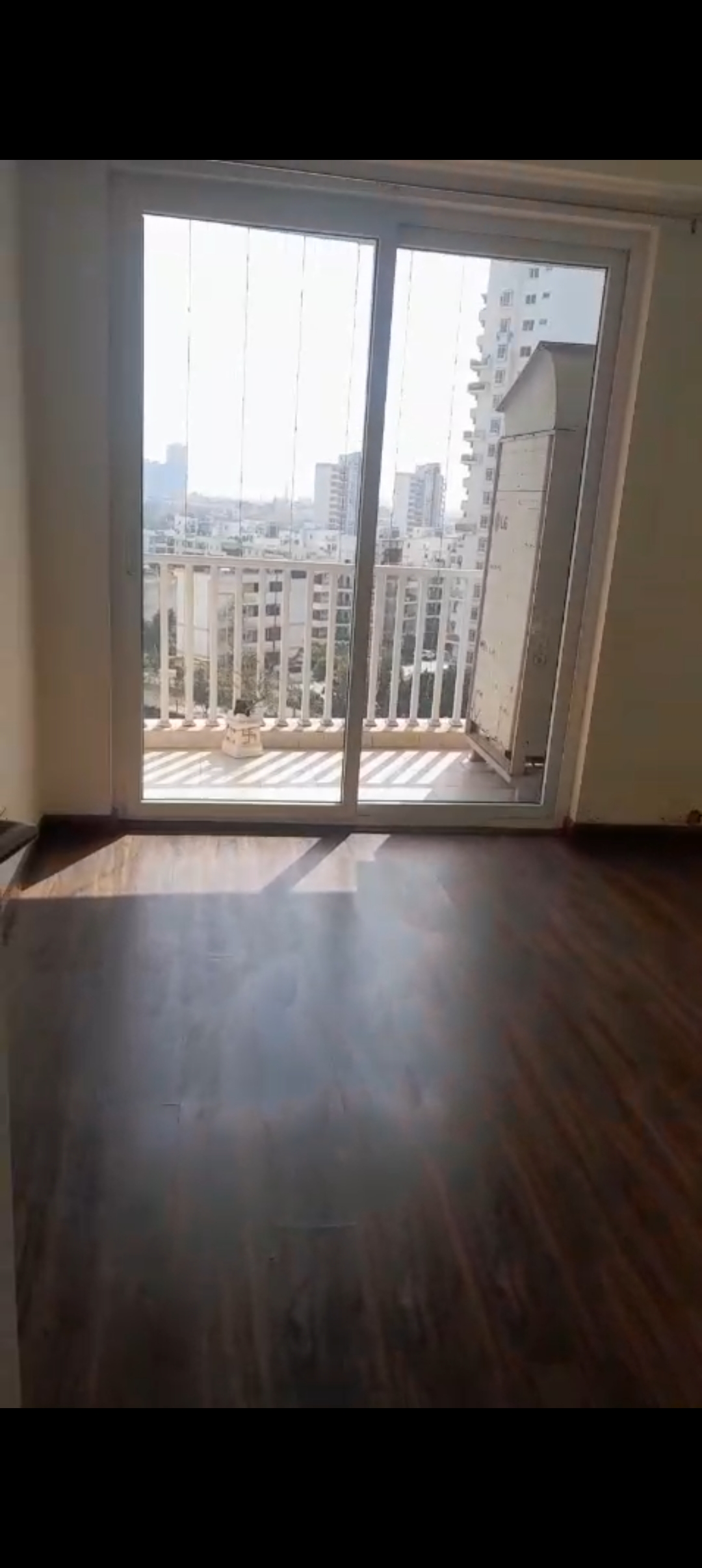 4 BHK 2410 Sq.Ft. Apartment in Emaar Palm Terraces Select