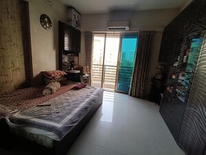 Bedroom in 3 BHK Apartment at Sumeet Enclave, Panch Pakhadi – for Sale