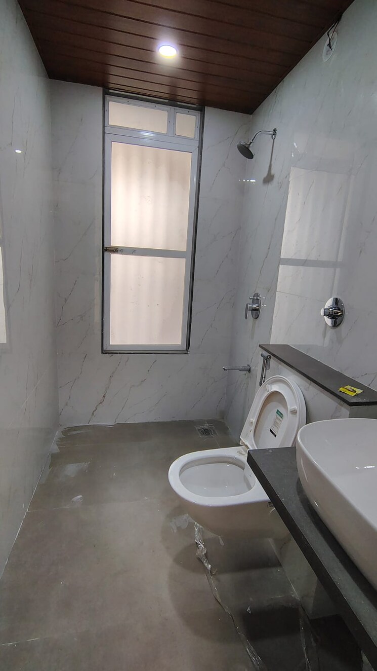 Attached Bathroom, platinum-the-reserve 3 Bedroom 1386 Sq.Ft. Apartment In Kharghar Sector 11 Navi Mumbai 8528462
