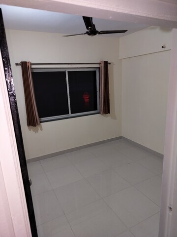 Room in 2 BHK Apartment at DD Pravin Residency, Bavdhan – for Rent