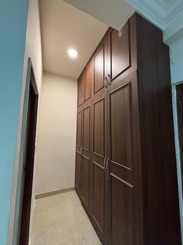 Room in 3 BHK Apartment at Jubilee Hills – for Rent