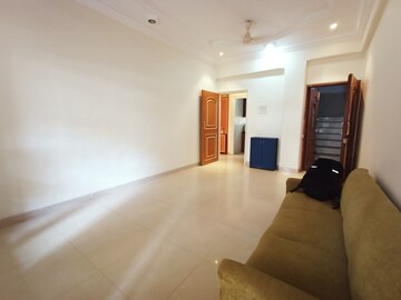 2 BHK Apartment For Rent in Bandra West