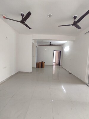Room in 3.5 BHK Apartment at ATS Nobility, Sector 4, Greater Noida – for Sale