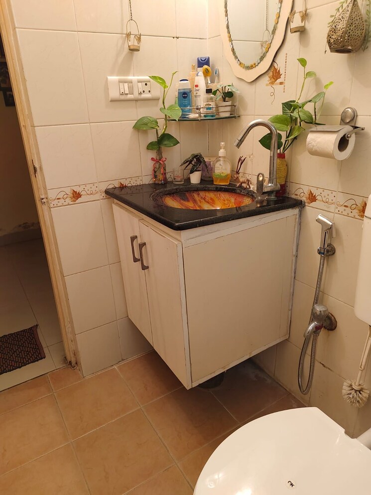 Bathroom, bsr-mantralaya 2 Bedroom 1135 Sq.Ft. Apartment In Hsr Layout Bangalore 8529273