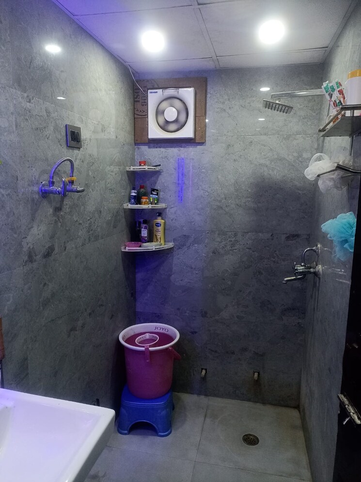 Attached Bathroom, kw-srishti 2 Bedroom 1000 Sq.Ft. Apartment In Raj Nagar Extension Ghaziabad 8529418