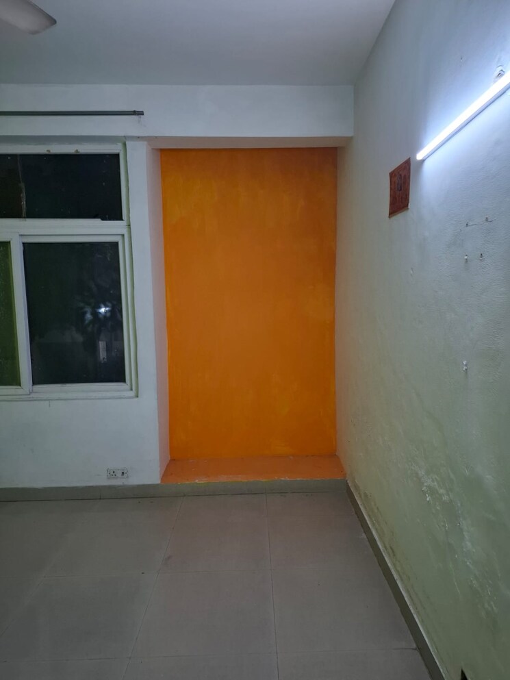 Room, tulip-petals 3 Bedroom 1550 Sq.Ft. Apartment In Sector 89 Gurgaon 8529464