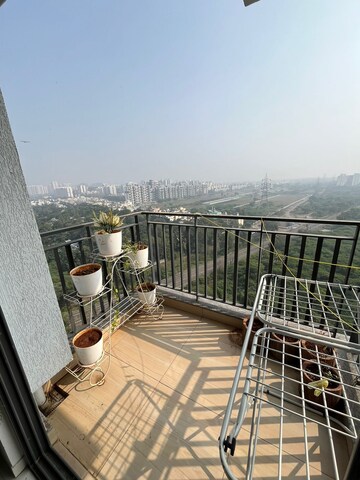 2 BHK Apartment – Exterior View View at Amanora Gold Towers, Hadapsar - for Rent