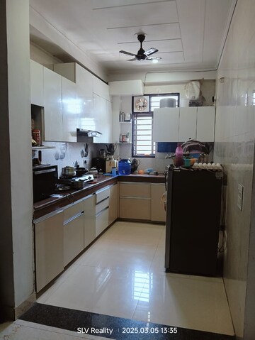 Kitchen in 2 BHK Builder Floor at Sector 46 – for Rent