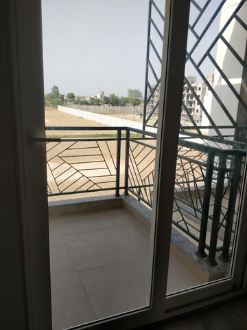 Balcony in 3 BHK Builder Floor at Central Park Cerise Suites, Sohna Sector 33 – for Rent