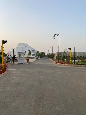 3 BHK Builder Floor – Exterior View View at Central Park Cerise Suites, Sohna Sector 33 - for Rent
