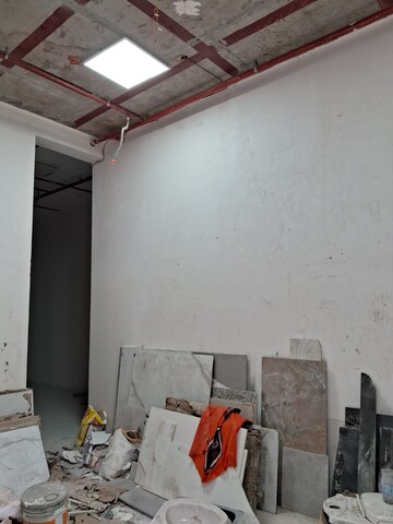  Showroom – Exterior View View at Borivali West - for Rent