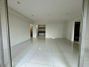 Room in 2.5 BHK Apartment at Magarpatta Nova, Mundhwa – for Sale