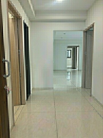 Room in 3 BHK Apartment at Magarpatta Nova, Mundhwa – for Sale
