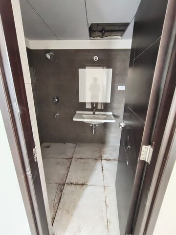 Bathroom in 3 BHK Apartment at Rajapushpa Provincia, Narsingi – for Rent