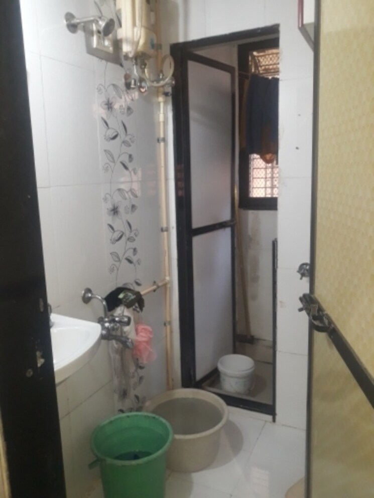 Bathroom, kopar khairane 1 Bedroom 400 Sq.Ft. Apartment In Kopar Khairane Navi Mumbai 8529875