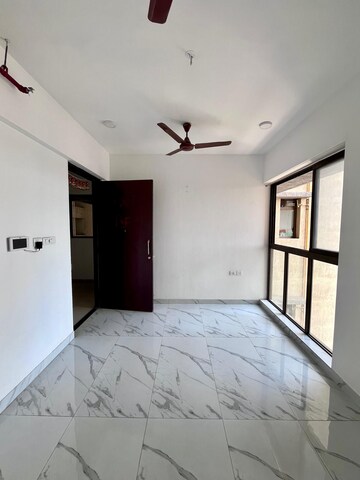 Room in 2 BHK Apartment at Raymond Ten X Habitat, Pokhran Road No Two – for Rent