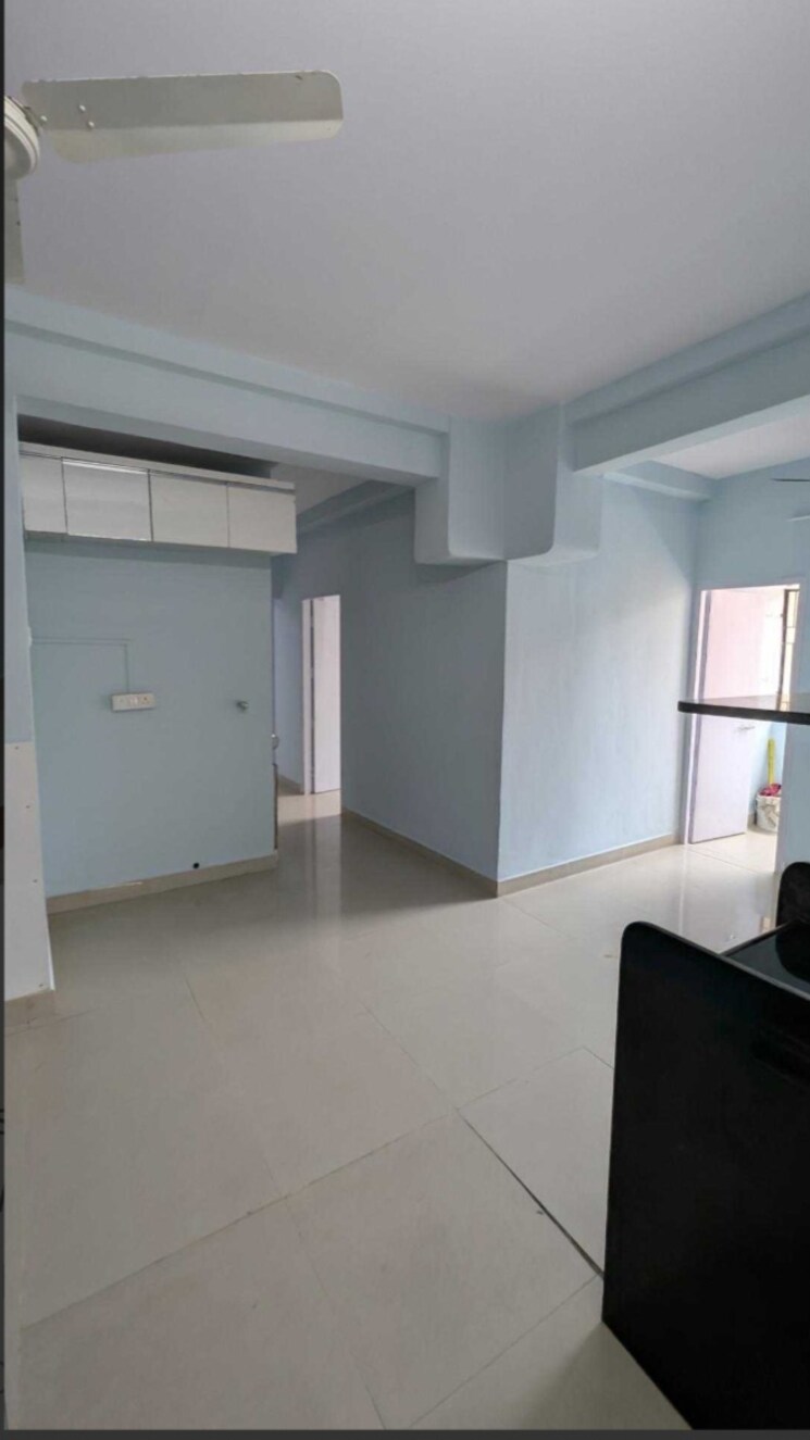 Living Room, skylark-towers-chs 2 Bedroom 1100 Sq.Ft. Apartment In Andheri West Mumbai 8530079