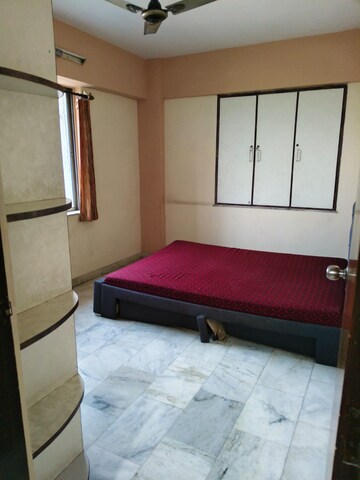 Room in 3 BHK Apartment at Ideal Towers, Diamond Harbour Road – for Rent