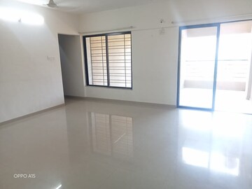 Room in 2 BHK Apartment at Kumar Sophronia, Kalyani Nagar – for Rent