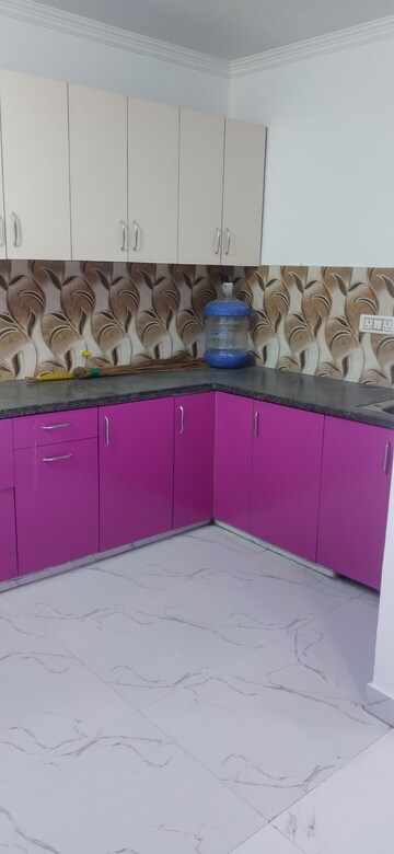 Kitchen in 2 BHK Builder Floor at Chhajjupur – for Rent