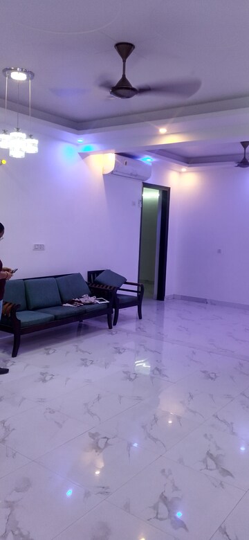 Living Room in 2 BHK Builder Floor at Chhajjupur – for Rent