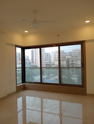 Bathroom in 3 BHK Apartment at Maheswar Shikar, Santacruz West – for Sale