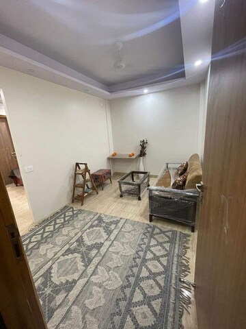 Living Room in 1 BHK Builder Floor at Sector 31 – for Rent